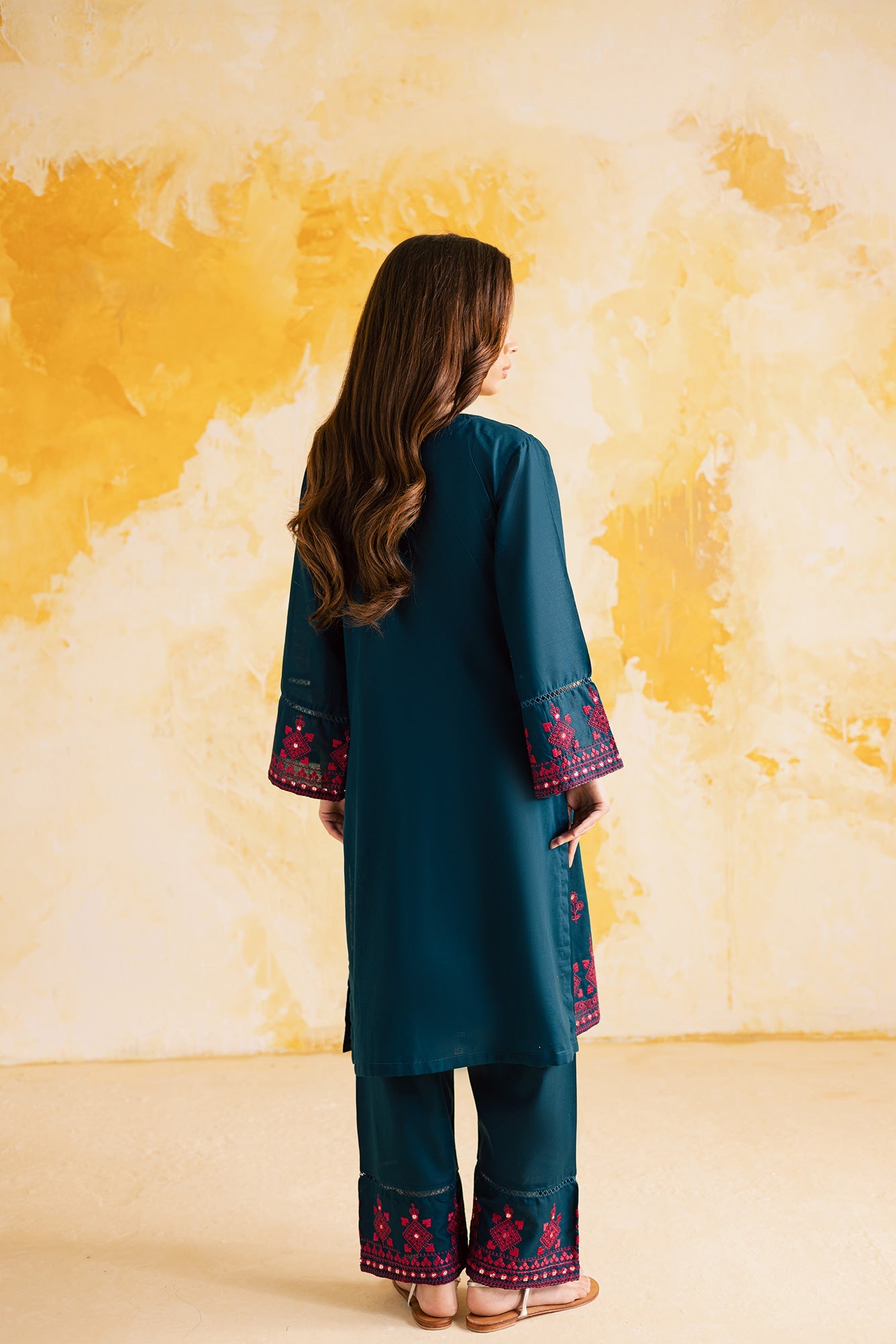 2PC LUXURY EMBROIDERED DRESS