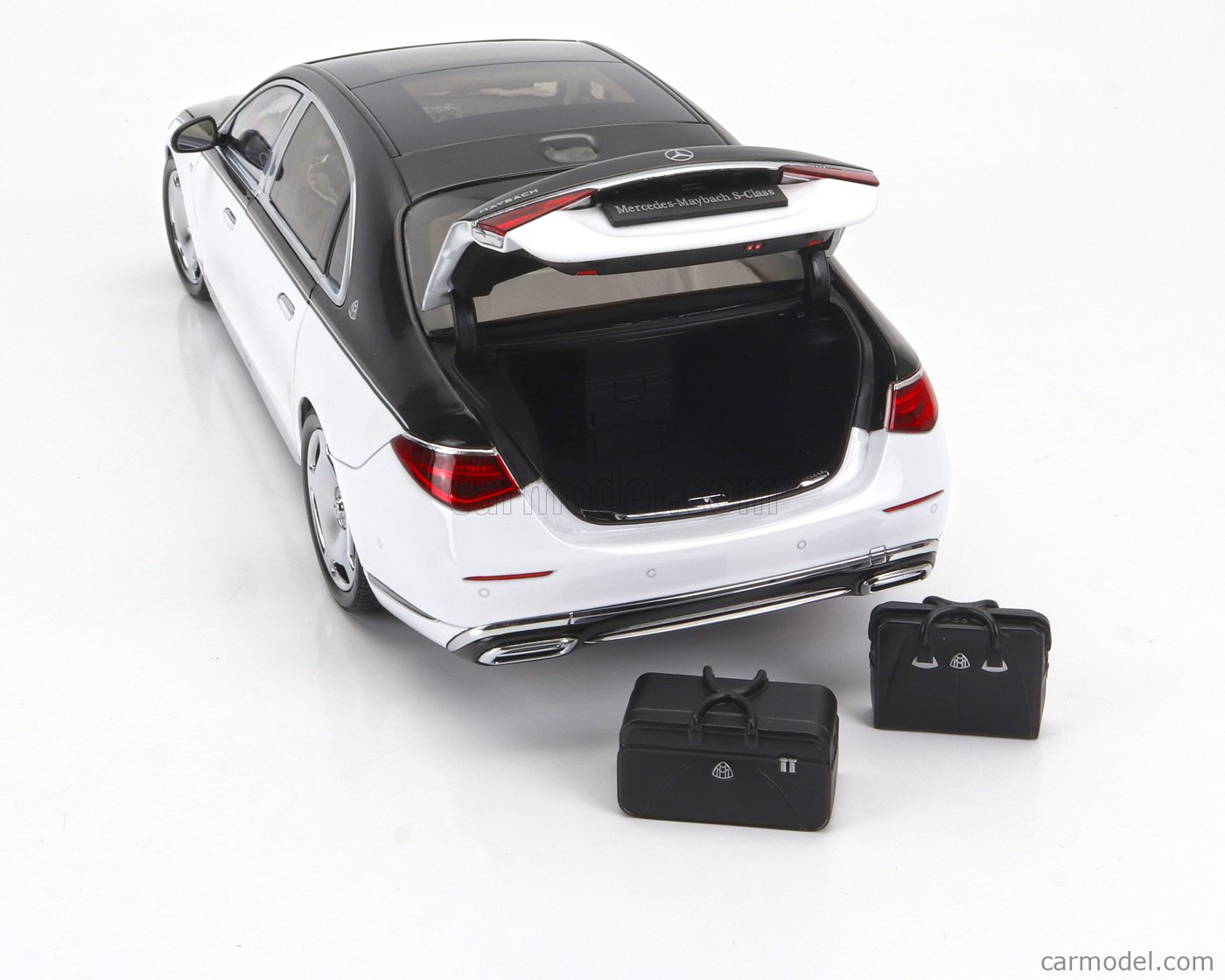 1/18 ALMOST-REAL - MERCEDES BENZ - S-CLASS S600 V12 BITURBO MAYBACH 2021