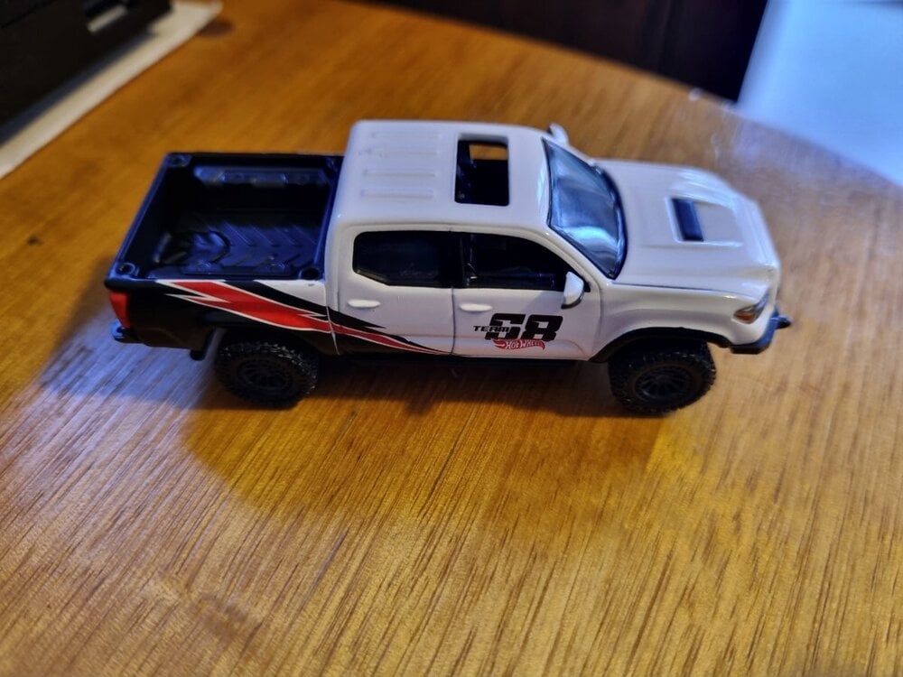 '17 Toyota Tacoma * 2024 Hot Wheels Elite 64 Mod Shop Mattel Creations