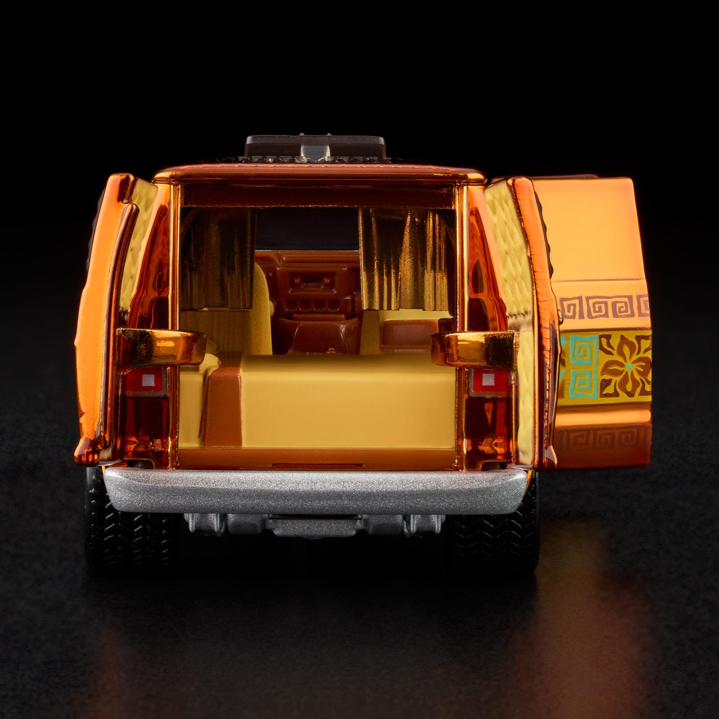 ’70s Dodge Tradesman Van (Red Line Club – 2025)