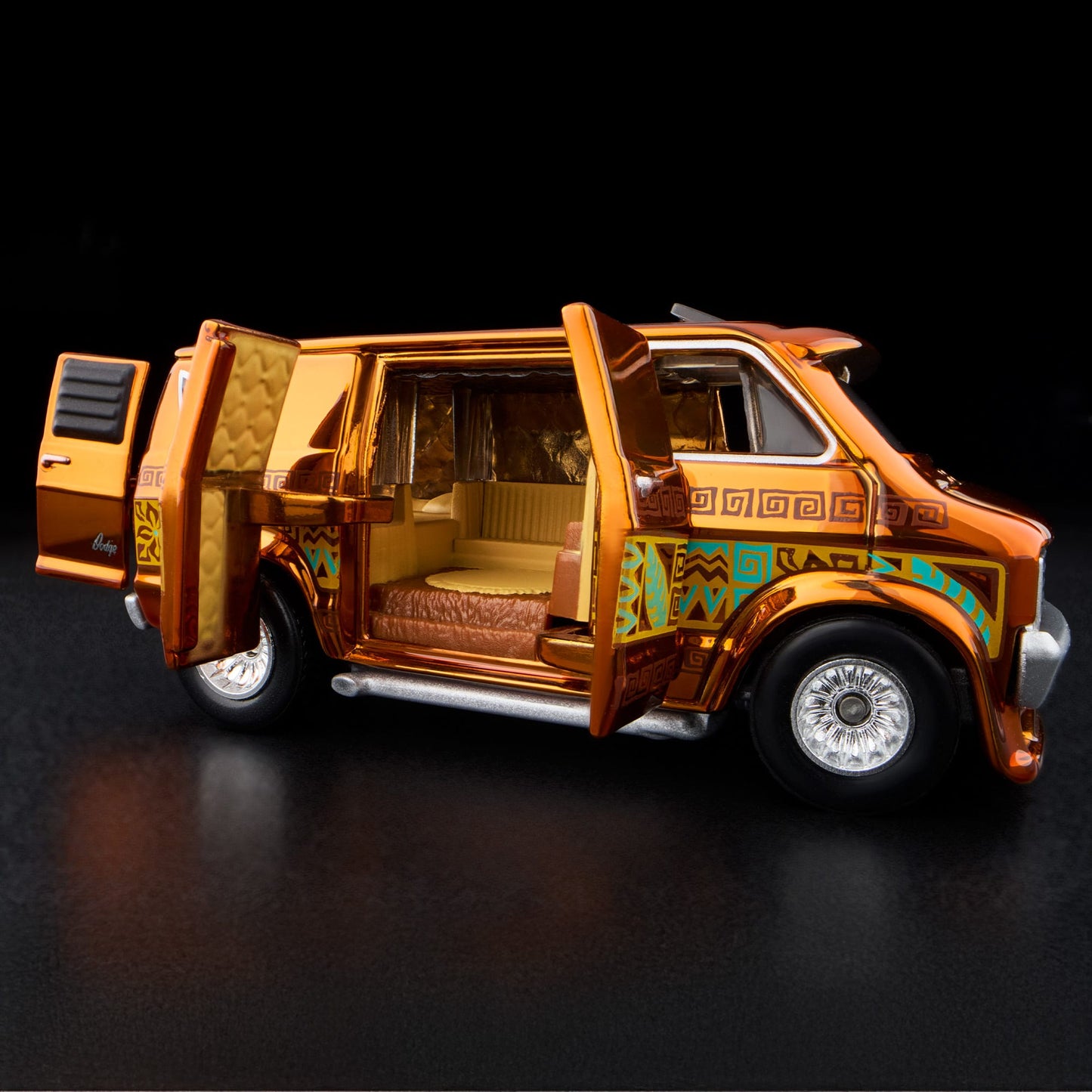 ’70s Dodge Tradesman Van (Red Line Club – 2025)