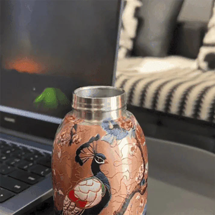 Stylish & Portable Insulated Water Bottle Keep Drinks Hot or Cold, Enjoy Fresh Drinks Anytime, Anywhere!