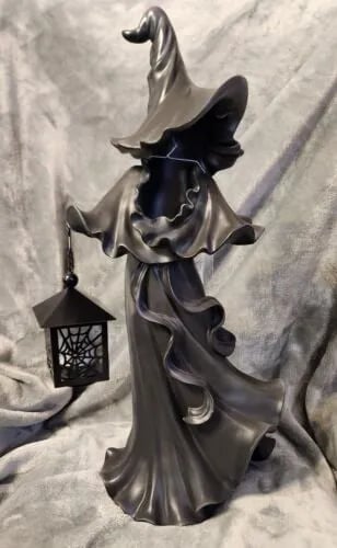 Cracker Barrel Witch with Lantern Figurine 19 NIB Halloween