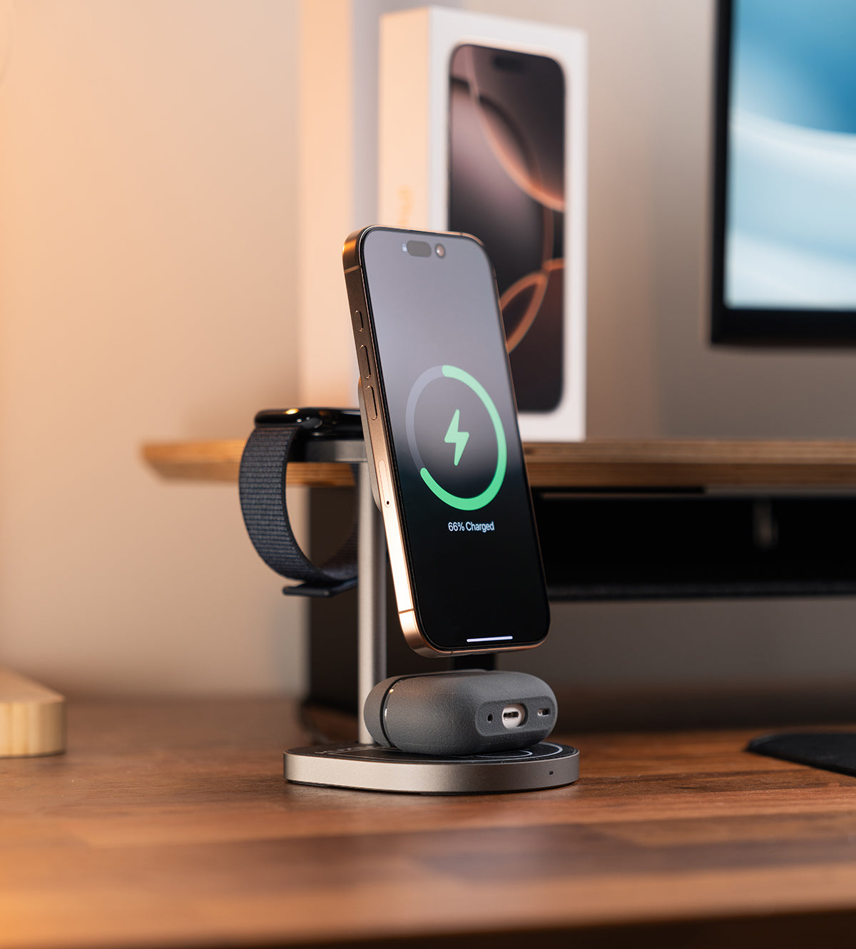 3-Point Power Creative 3-in-1 MagSafe Charging Stand - Black