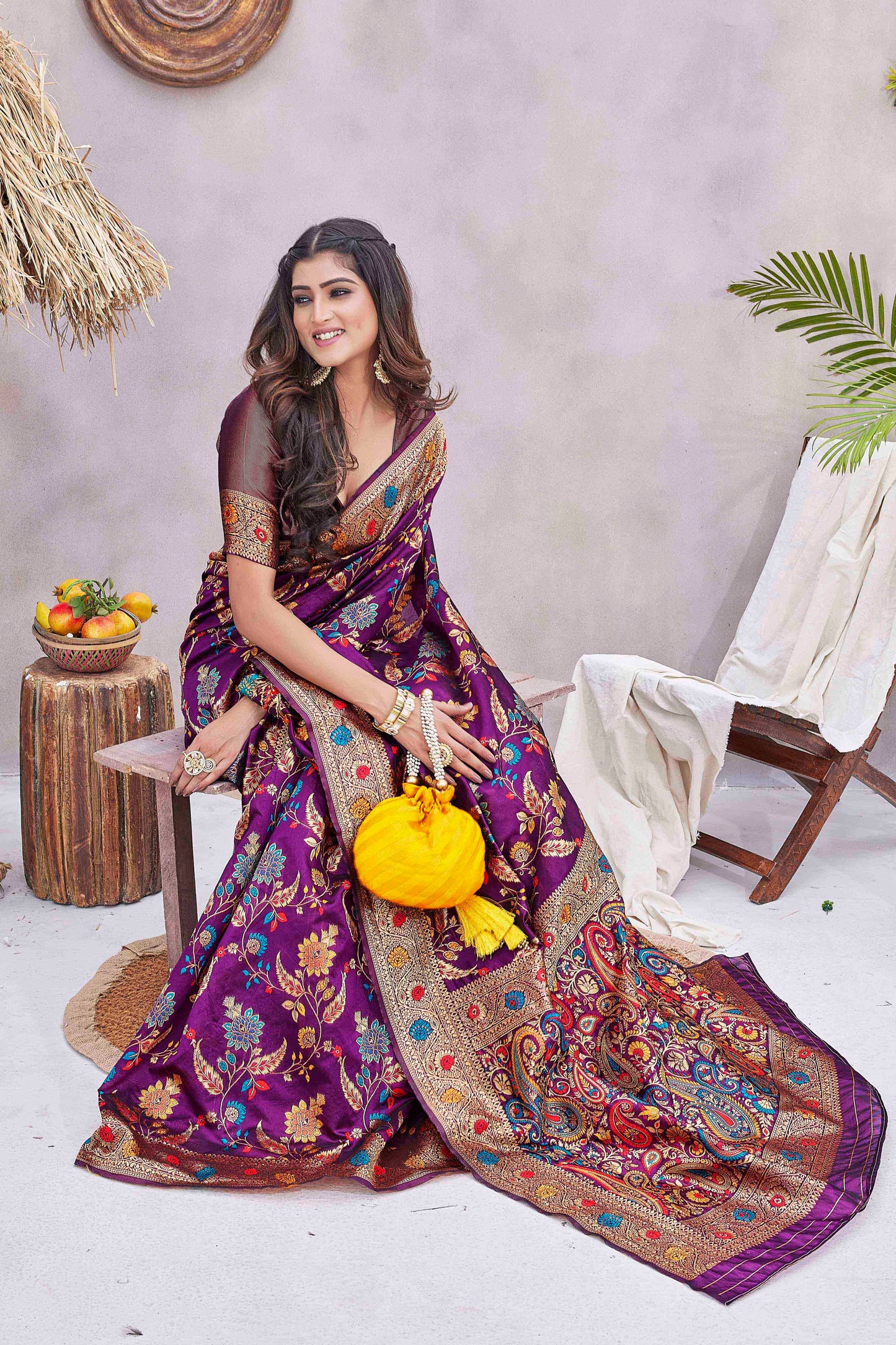 Floral Printed Woven Design Zari Pashmina Saree