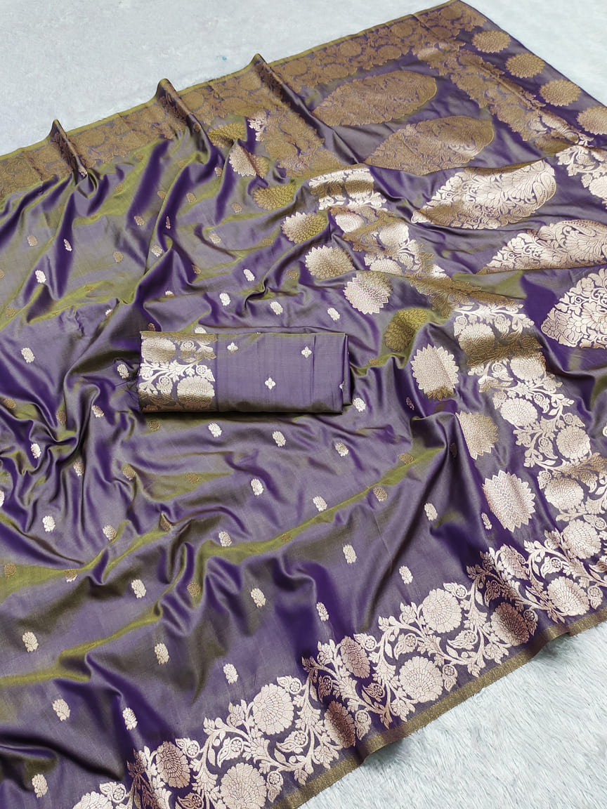 Viral and Trending Queen Banarasi Silk Saree With Blouse Piece
