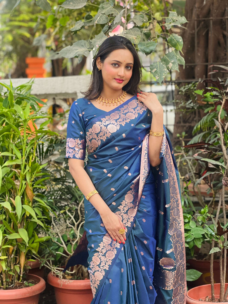 Viral and Trending Queen Banarasi Silk Saree With Blouse Piece