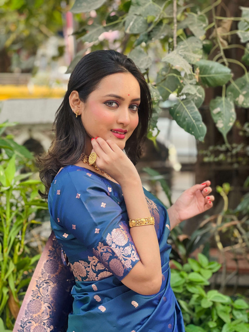 Viral and Trending Queen Banarasi Silk Saree With Blouse Piece