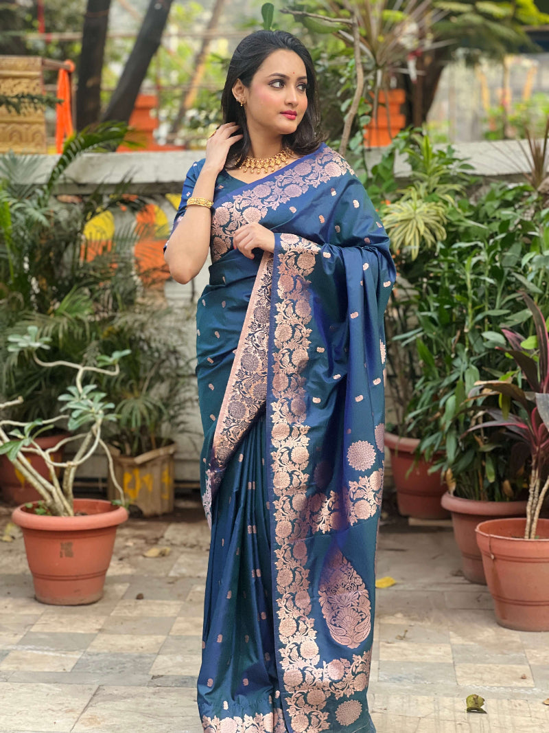 Viral and Trending Queen Banarasi Silk Saree With Blouse Piece