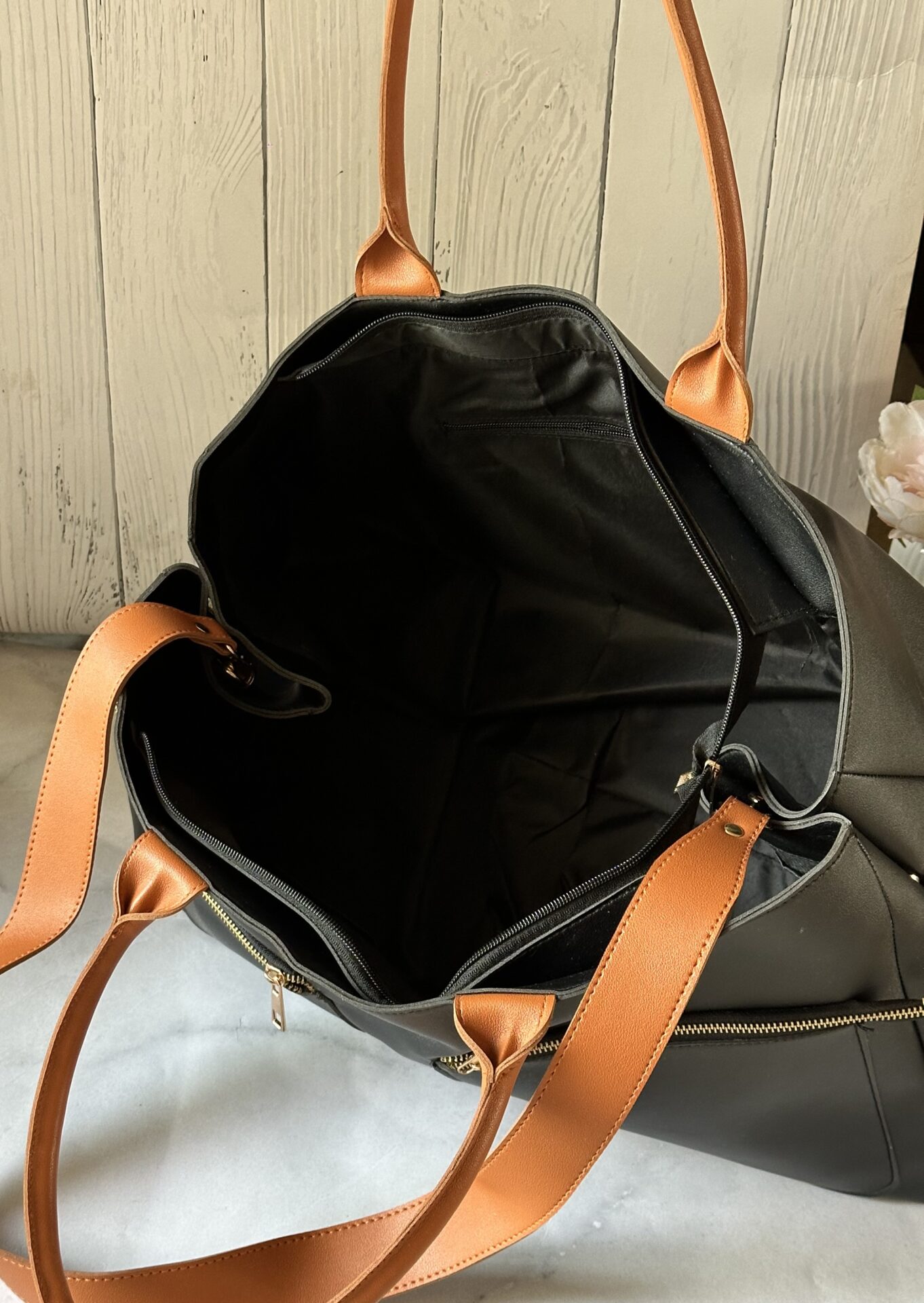 CLASSIC DUFFLE