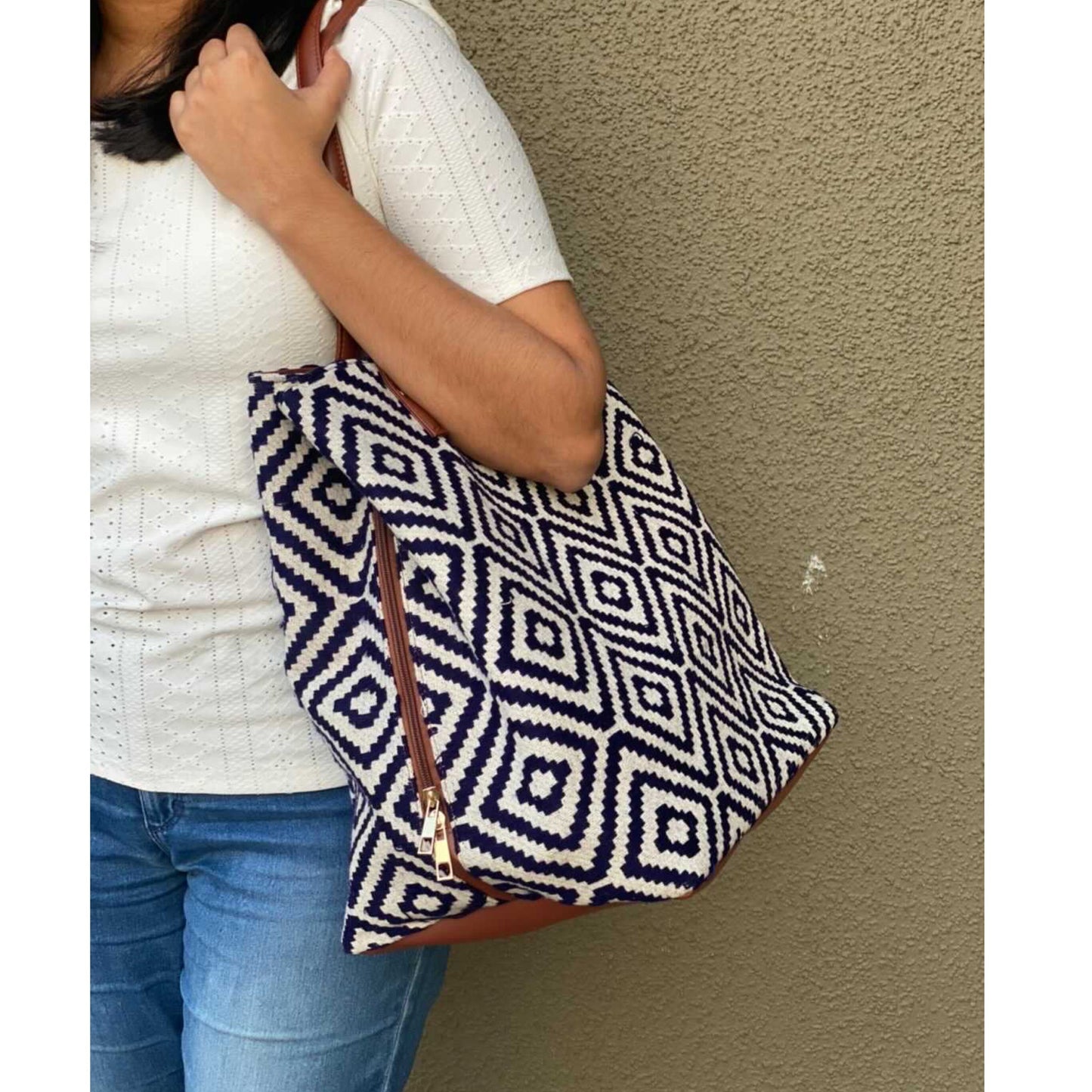 3 PARTITION TOTE