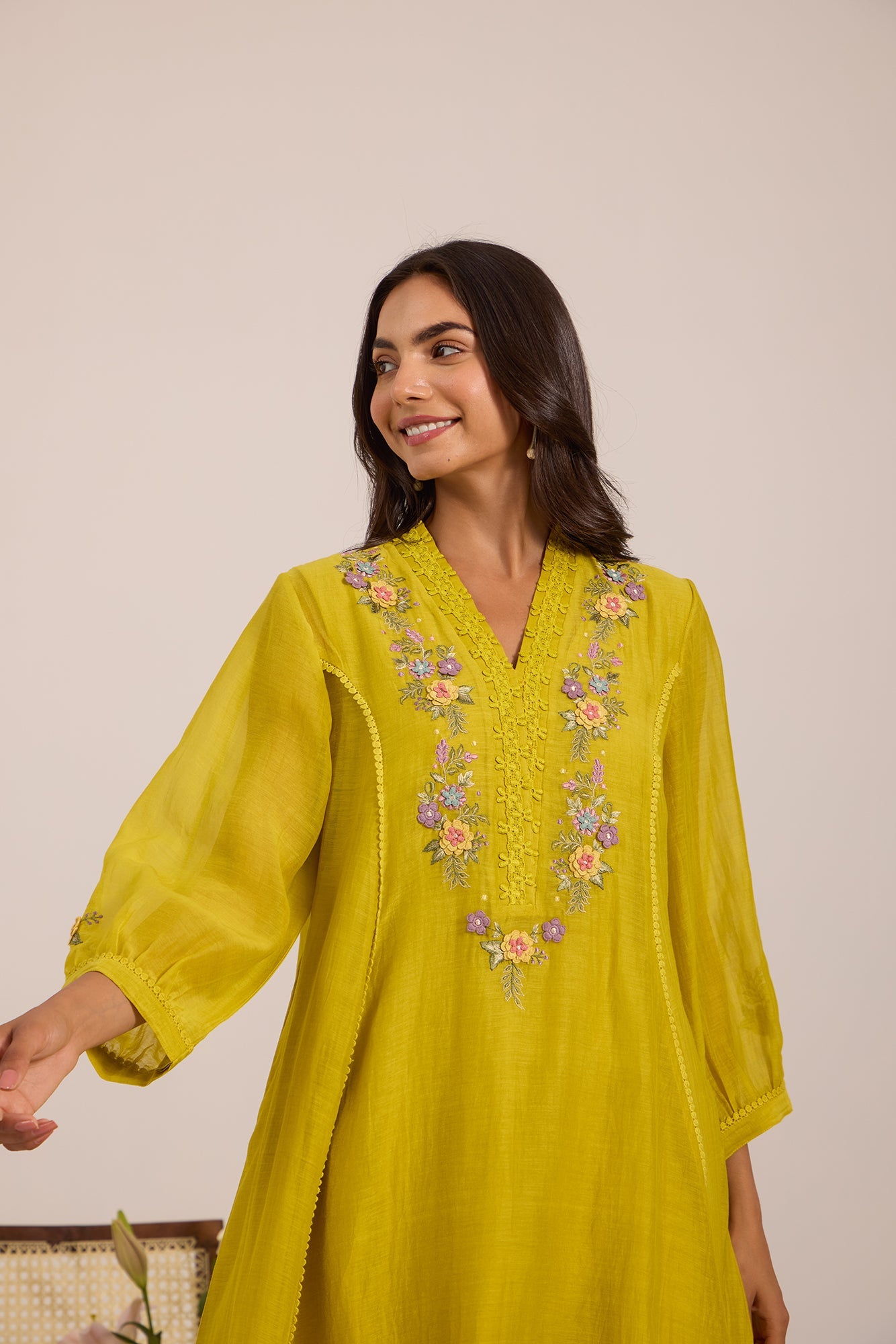 High-Low Mul Chanderi Kiva Kurta Set in Lime-Green