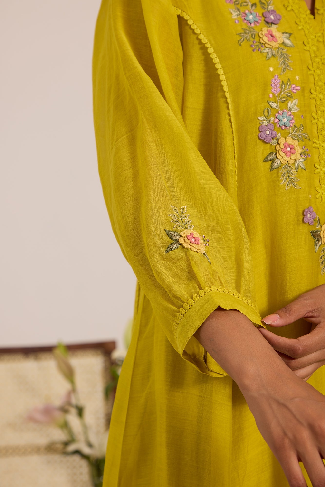 High-Low Mul Chanderi Kiva Kurta Set in Lime-Green