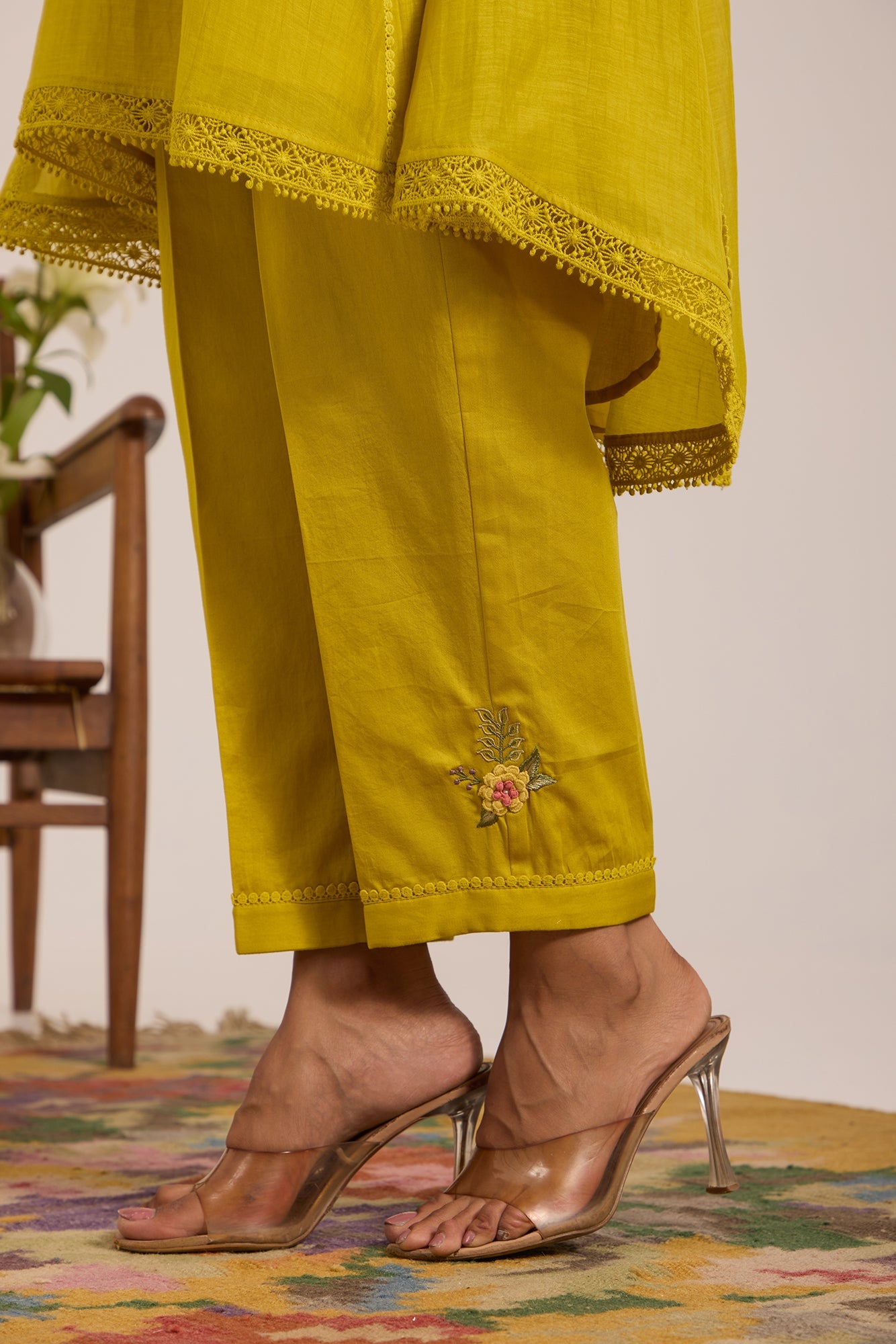 High-Low Mul Chanderi Kiva Kurta Set in Lime-Green