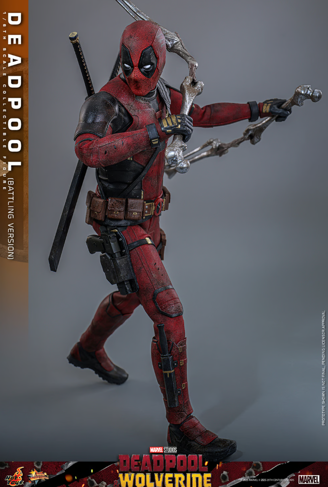 Deadpool (Battling Version) Sixth Scale Figure