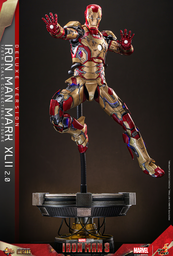 Iron Man Mark XLII (2.0) Deluxe Sixth Scale Figure