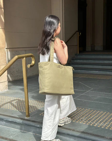 Versatile Laptop Tote Bag (Buy 1 Get 1 Free)