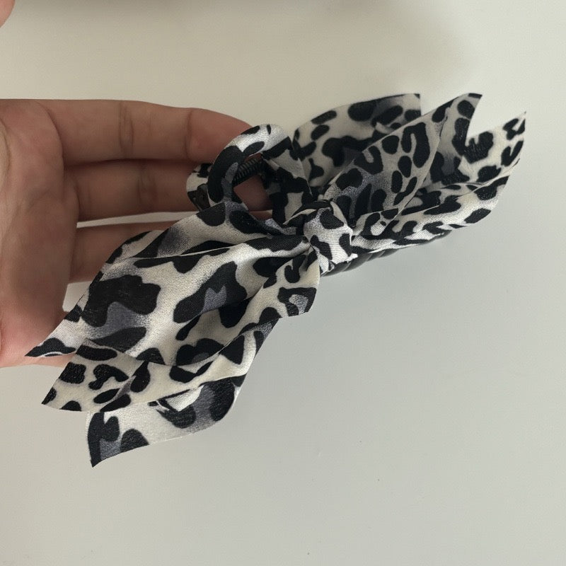 3 pc Roar Claw Clip