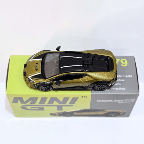 Mini GT Code 779 Lamborghini Huracán Sterrato Verde Gea Matt