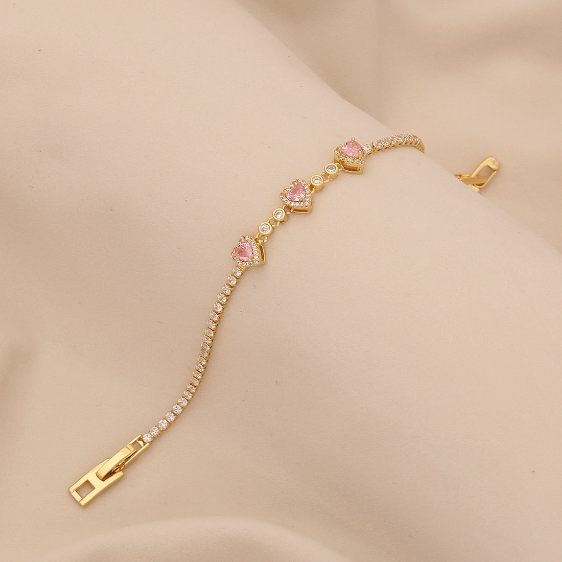 Kiss n tell Luxe Bracelet