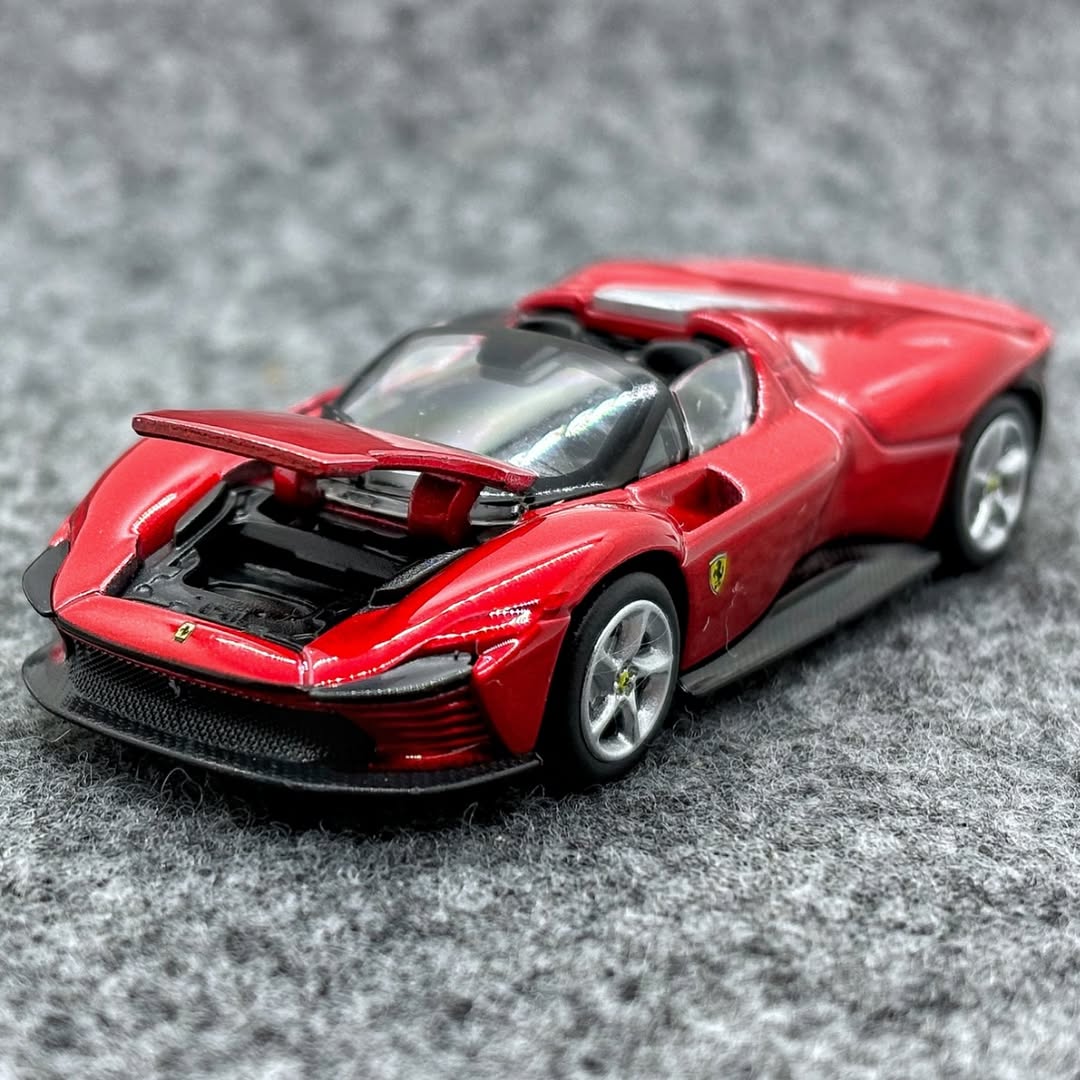 Official Bburago Ferrari Daytona SP3 - 1 : 64 Diecast Scale Model