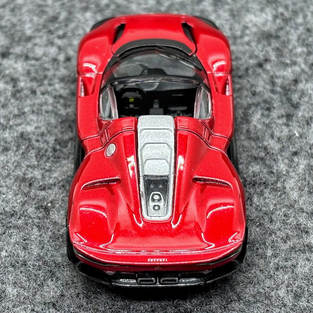 Official Bburago Ferrari Daytona SP3 - 1 : 64 Diecast Scale Model