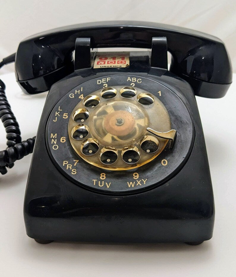 Vintage Northern Telecom Bell Canada Rotary Phone