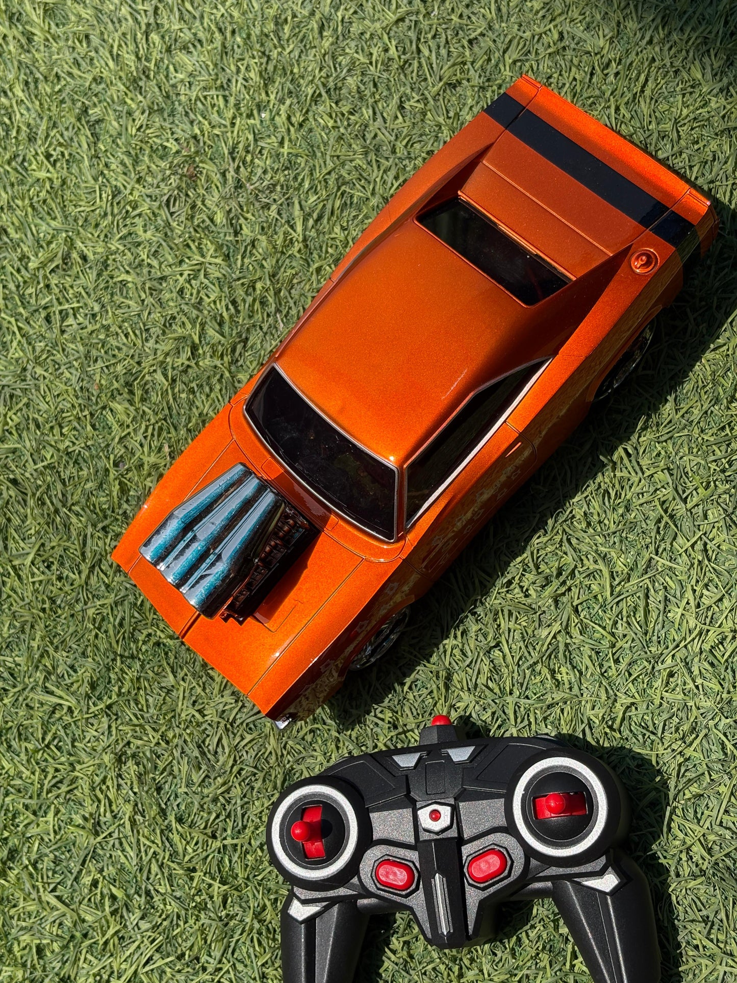 RevStorm Muscle Car ā Drift Toy with Lights & Realistic Engine Sound