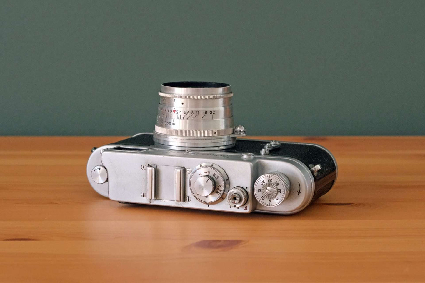 Zorki 4 Vintage Rangefinder Film Camera & Jupiter 8 Lens
