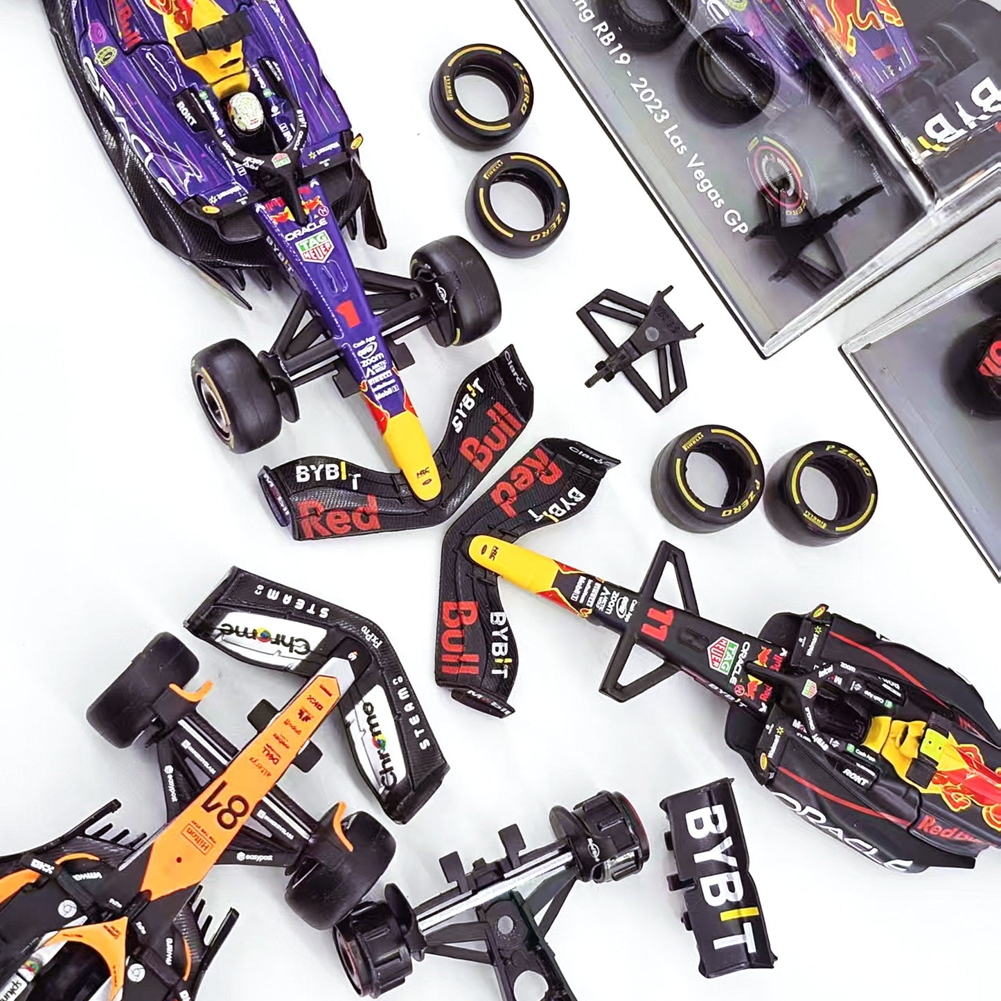 1:43 Red Bull Racing 2023 RB19/20 #1 #11