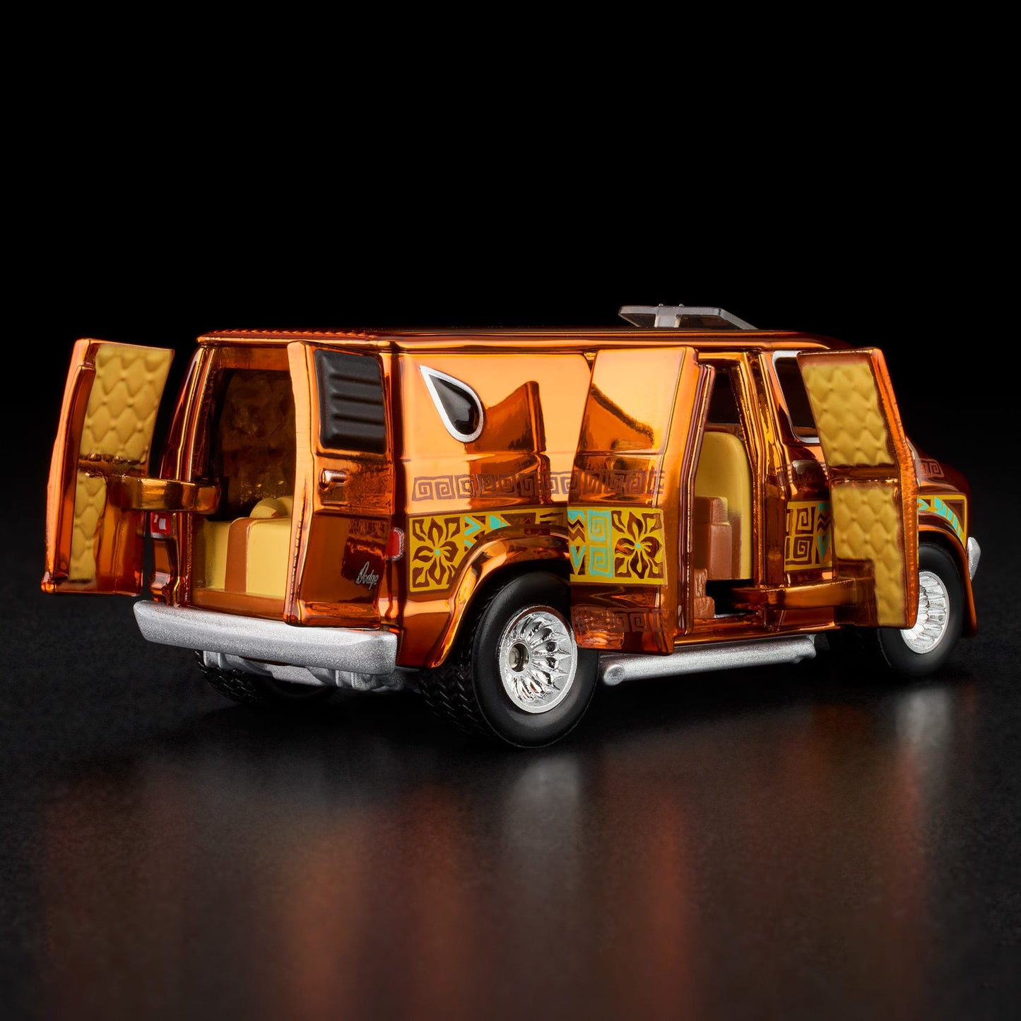 ’70s Dodge Tradesman Van (Red Line Club – 2025)