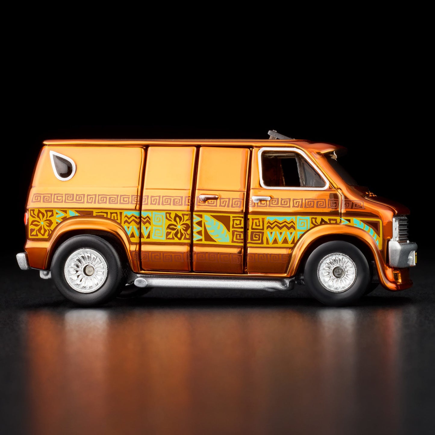 ’70s Dodge Tradesman Van (Red Line Club – 2025)