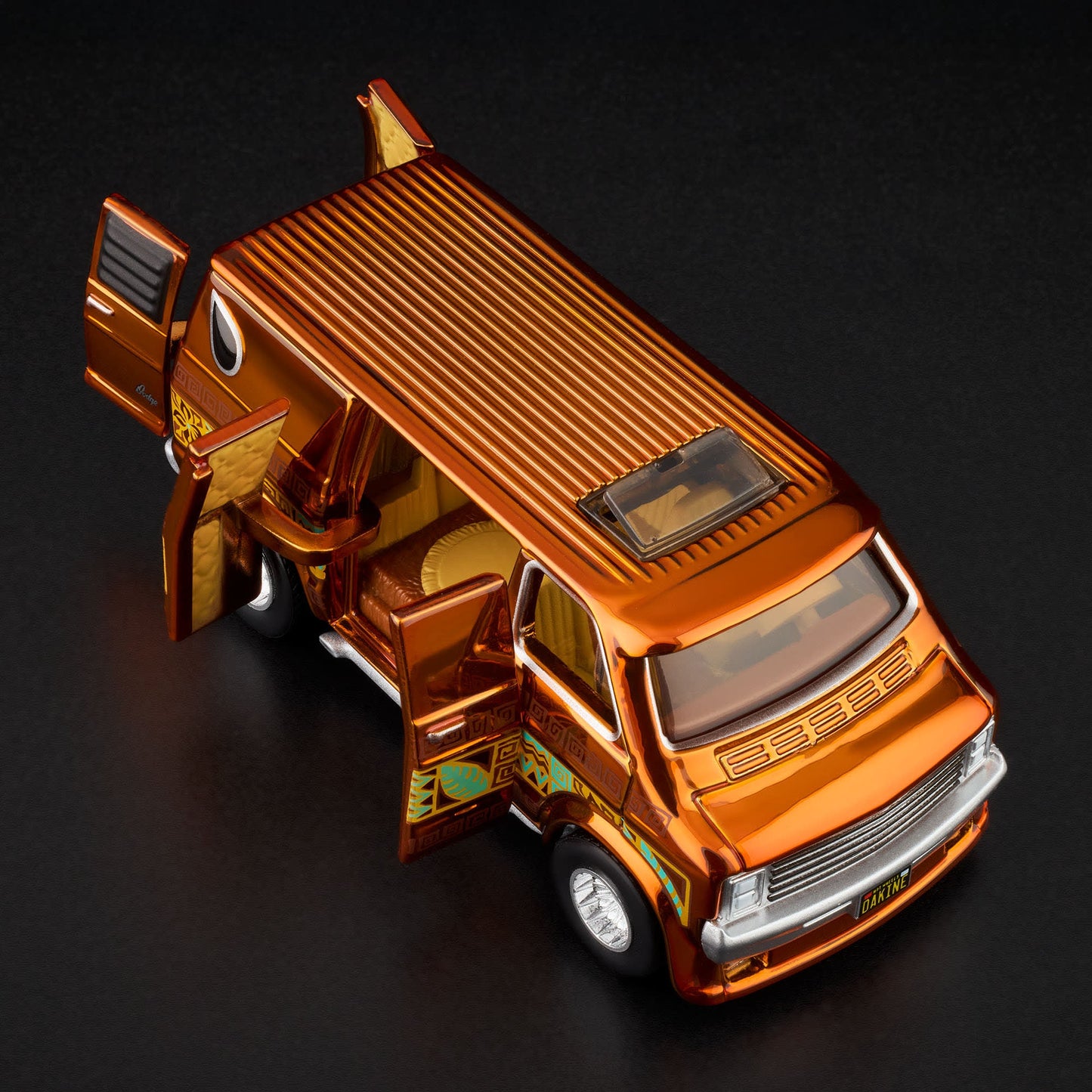 ’70s Dodge Tradesman Van (Red Line Club – 2025)