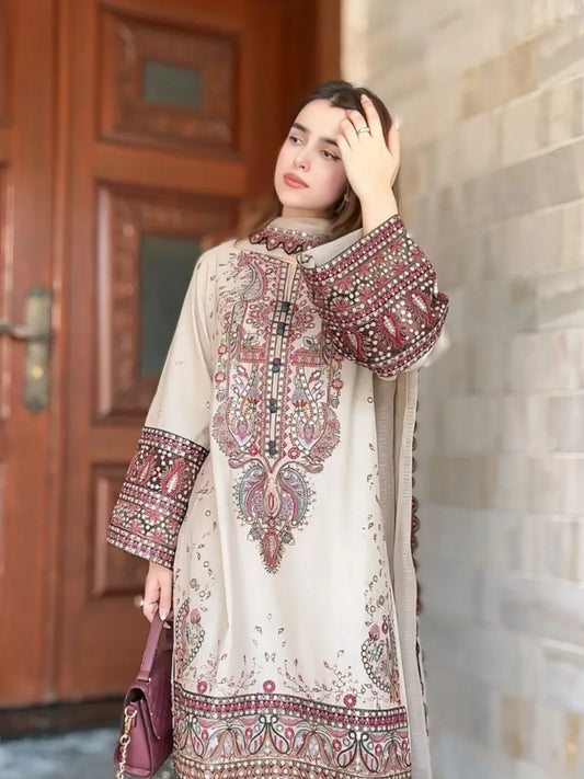 DESIGNER WEAR EXCLUSIVE SUIT