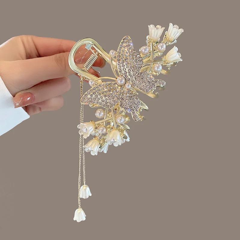 Butterfly Luxe Claw Clutcher