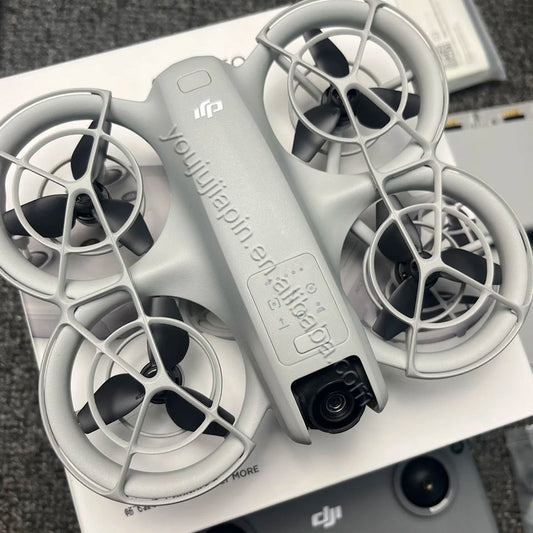DJI Neo Combo Drone