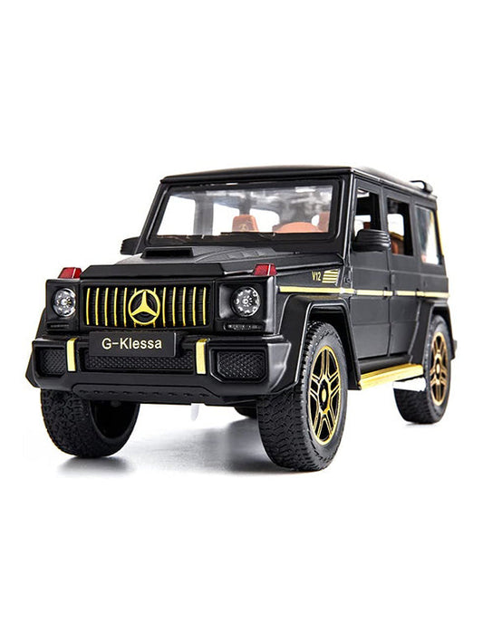 Mercedes Benz G63 Metal Model Diecast Car - Gold Scale 1:32 (MD-17)