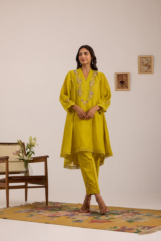 High-Low Mul Chanderi Kiva Kurta Set in Lime-Green