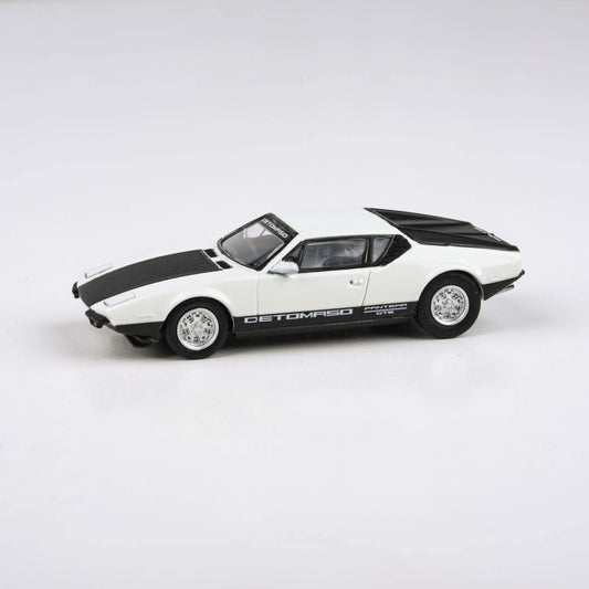 1:64 1972 De Tomaso Pantera White / Black