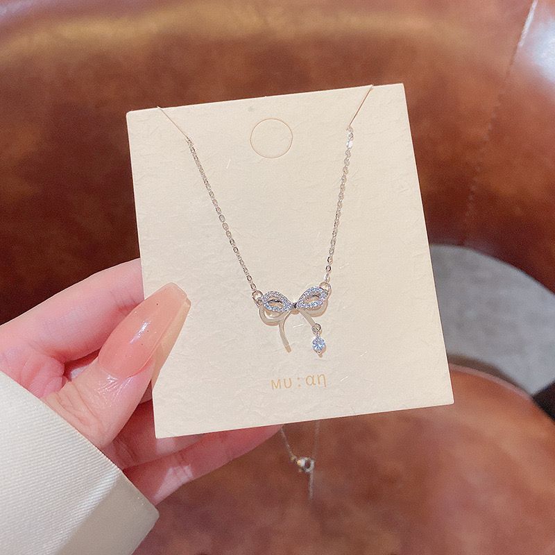 Bow Sparkle Necklace